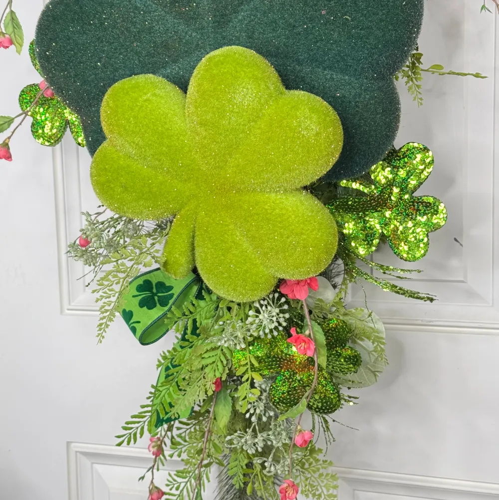 Miss Cayce's Blooming Shamrock Teardrop