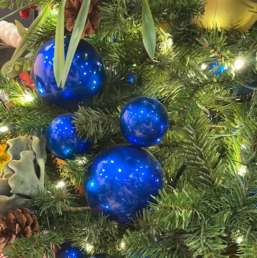 Farrisilk Blue Candy Apple Ball Garland, 10'