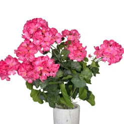 CRI Bold Pink Geranium Spray