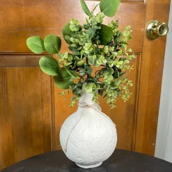 RAZ Boxwood and Eucalyptus Pick