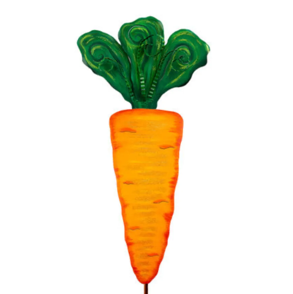The Round Top Collection Carrot Yard Display
