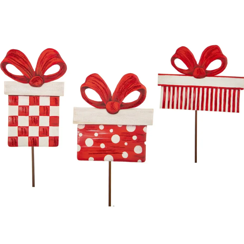 The Round Top Collection Classic Red & White Gifts, Small
