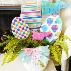 The Round Top Collection Easter Pennants