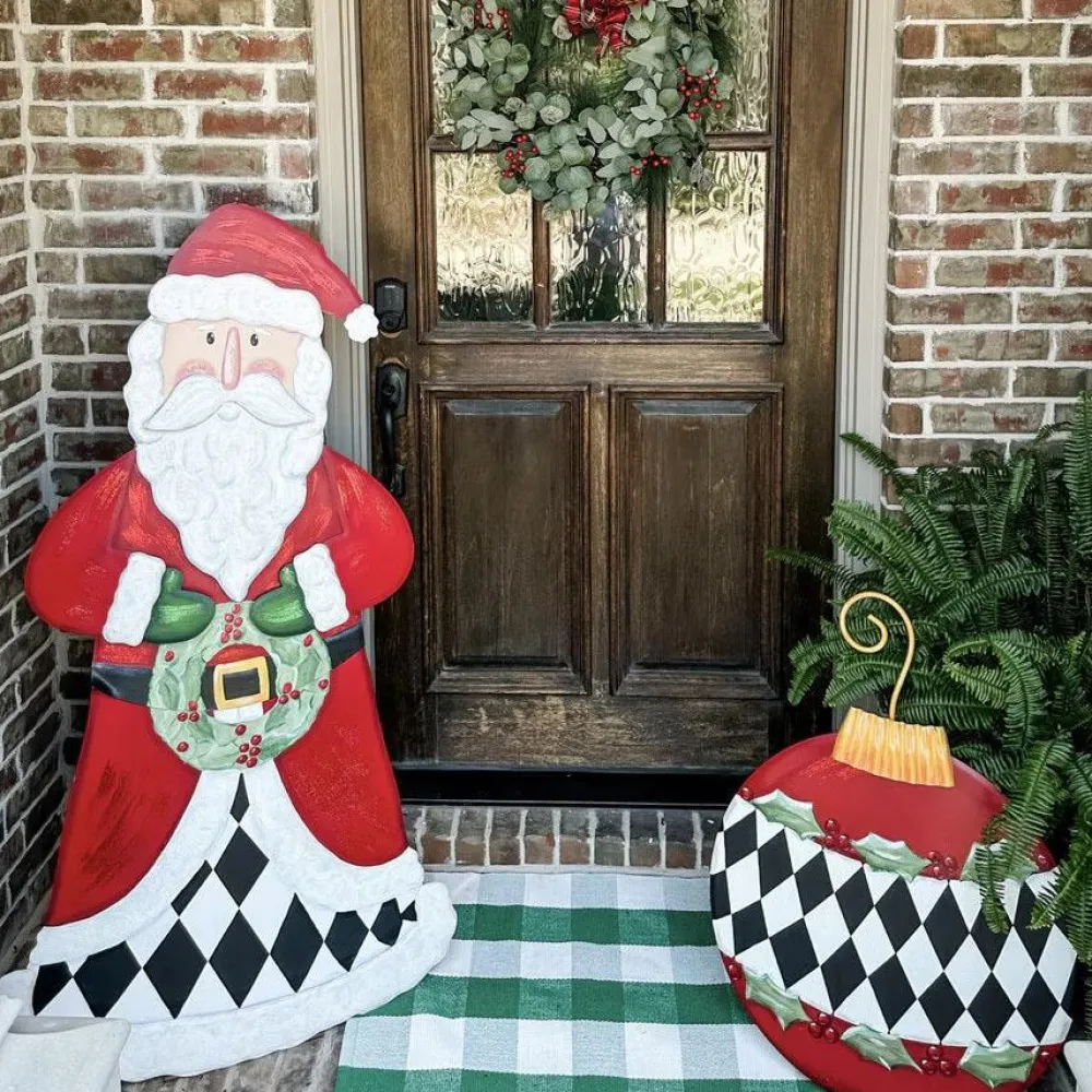The Round Top Collection Elegant Santa Yard Display