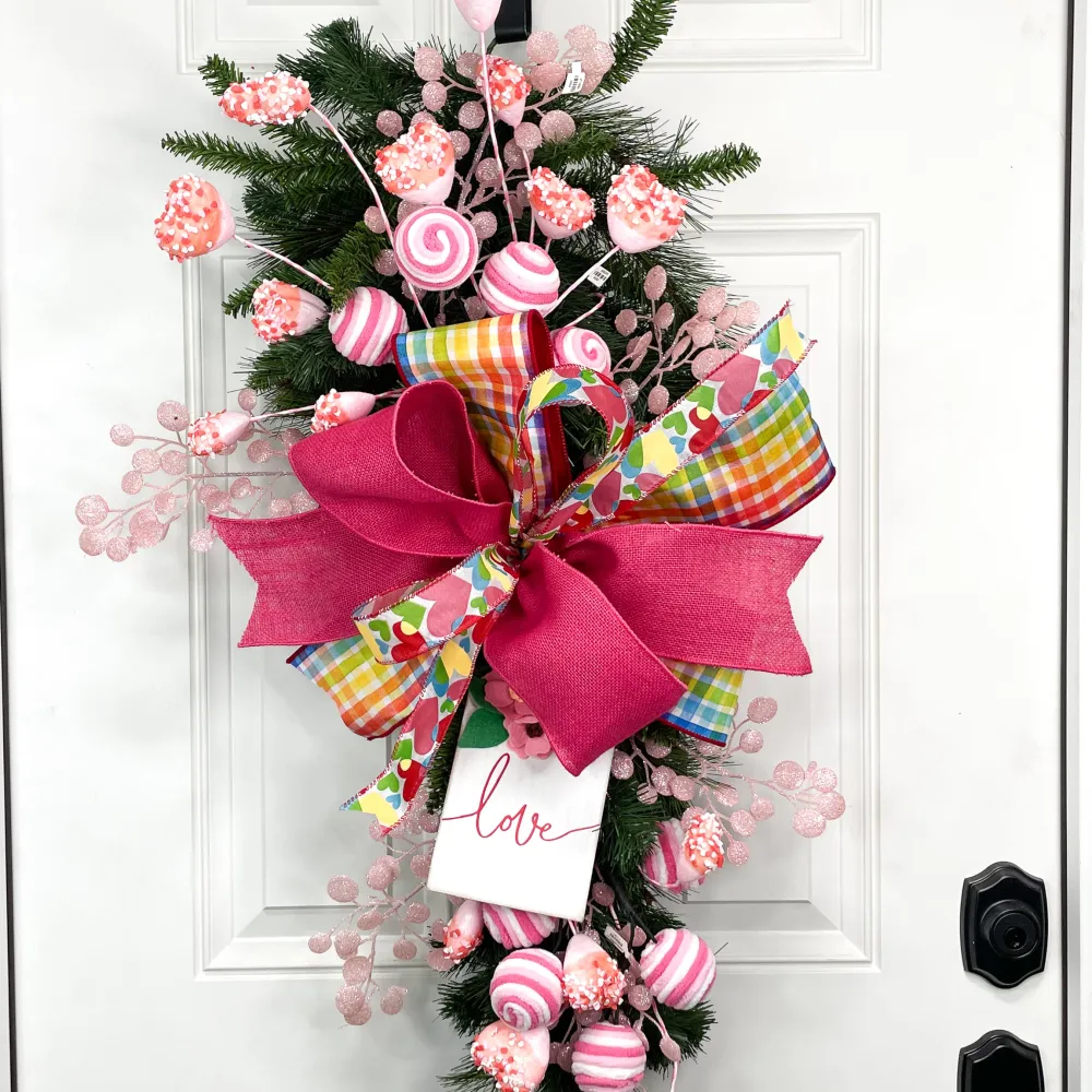 Direct Export Co. Felt Floral Love Sign