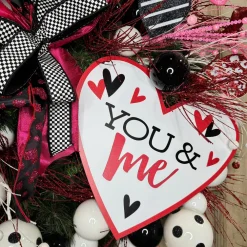 Miss Cayce's Full of Hugs & Kisses Wreath
