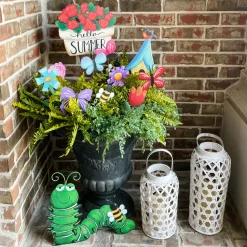 The Round Top Collection Garden Worm