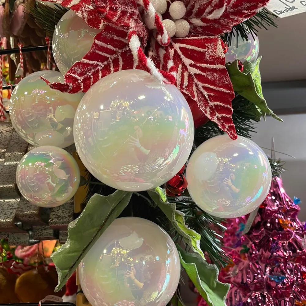 RAZ 4' Iridescent Ball Garland
