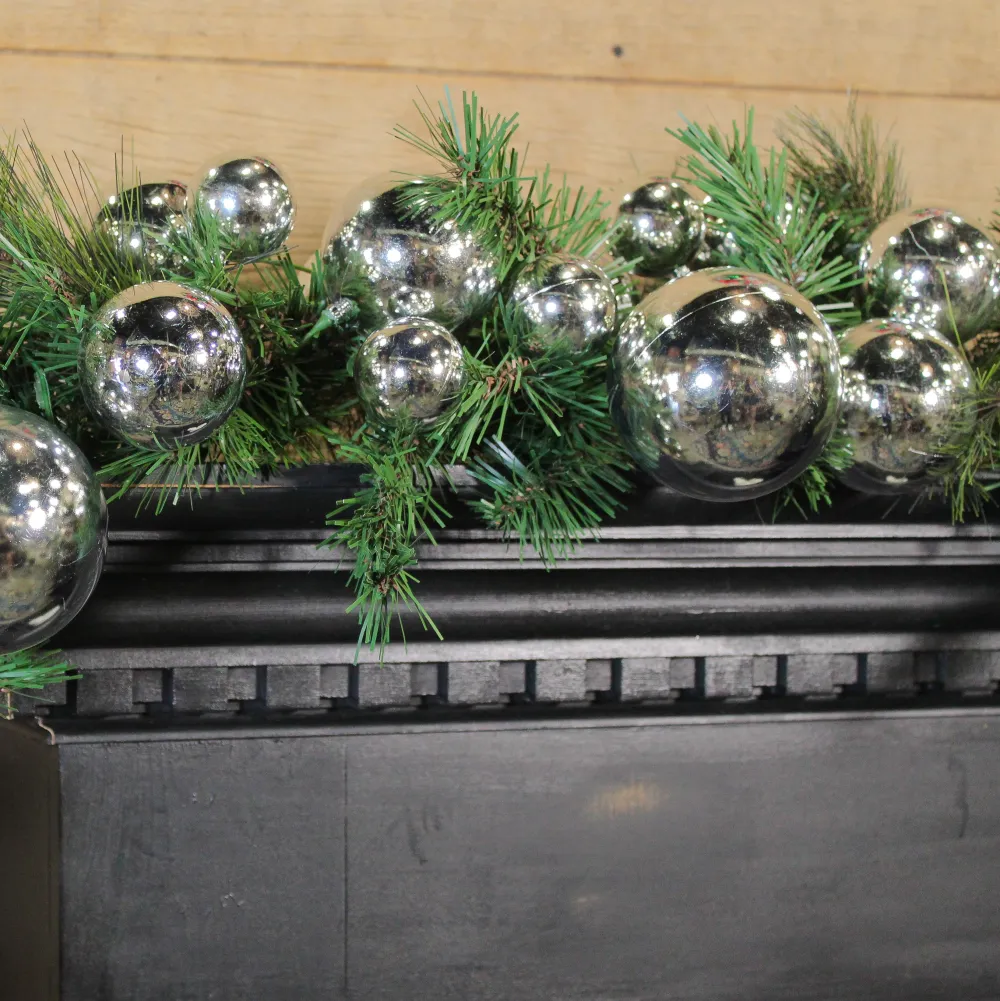 RAZ 4', Silver Ball Garland