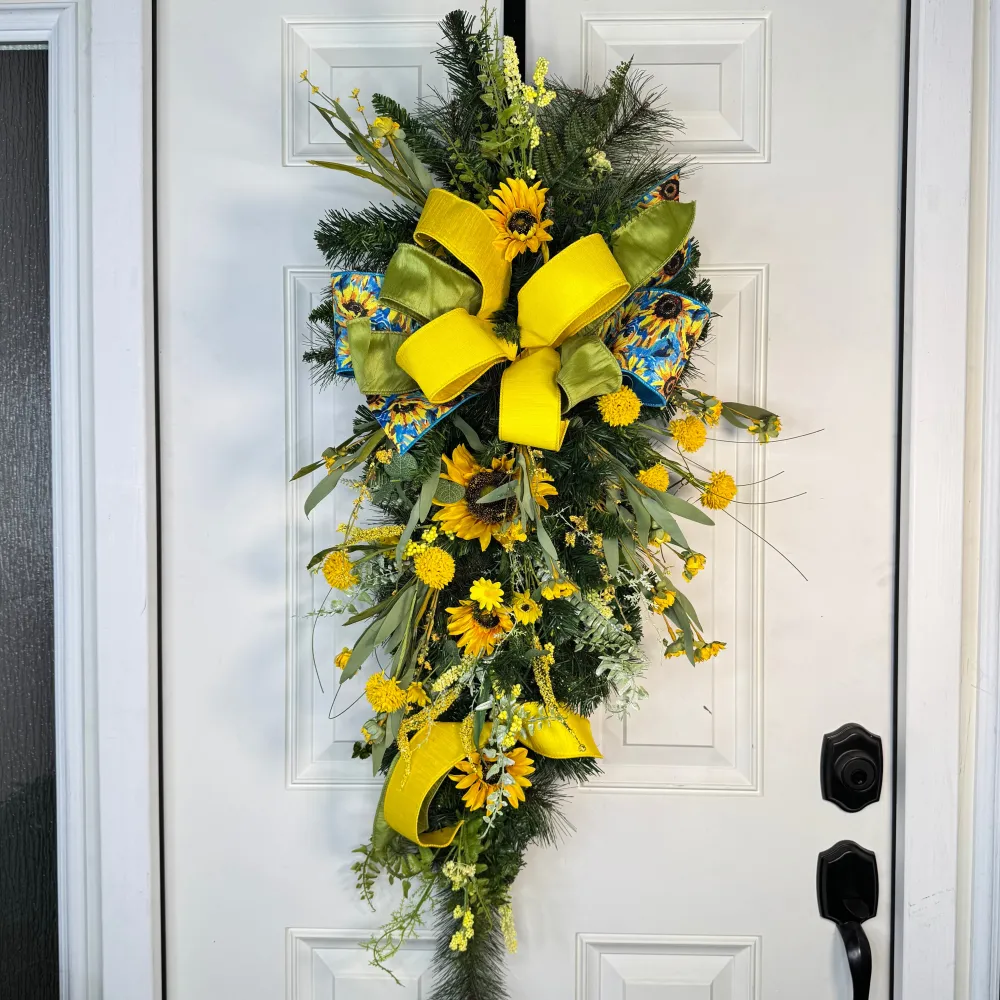 Miss Cayce's Sunflower Delight Teardrop