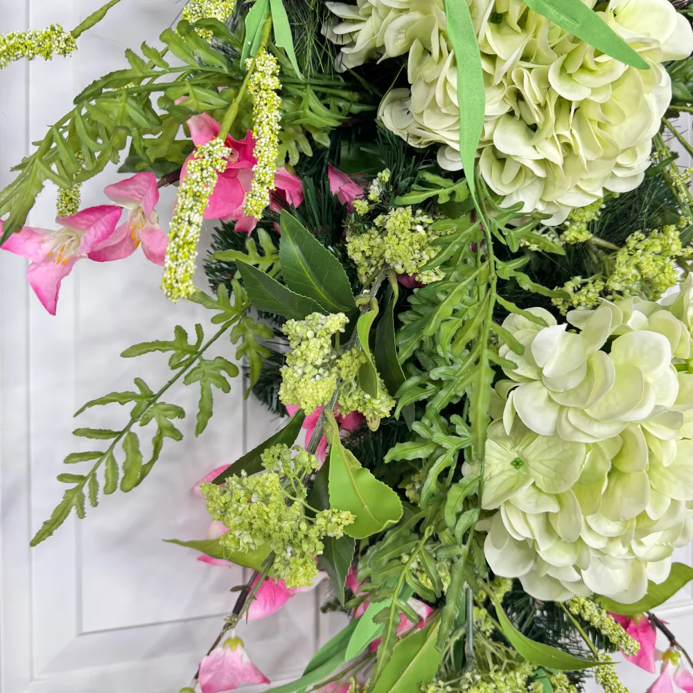 Miss Cayce's Sweet Spring Teardrop