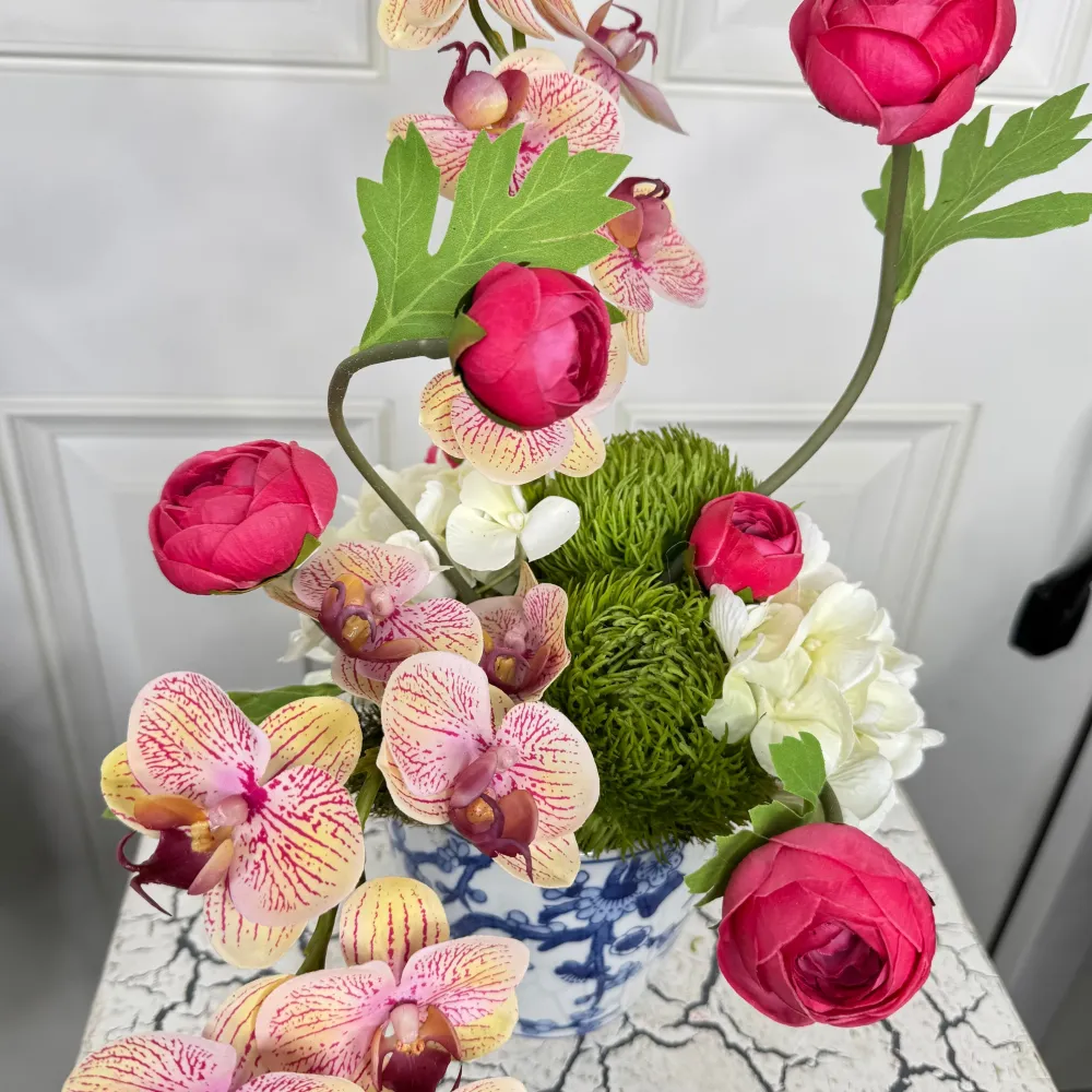 Miss Cayce's Vibrant Spring Arrangement